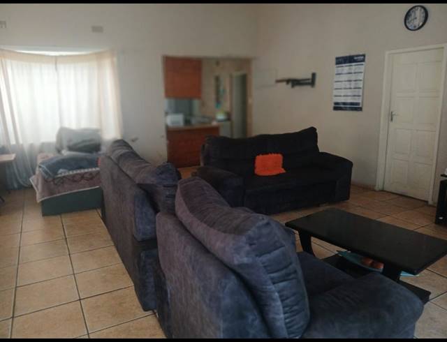 2 bed property to rent in ORMONDE
